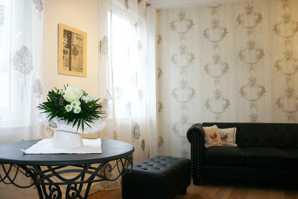 Apartment Koenigstrasse Bad Bergzabern Værelse billede
