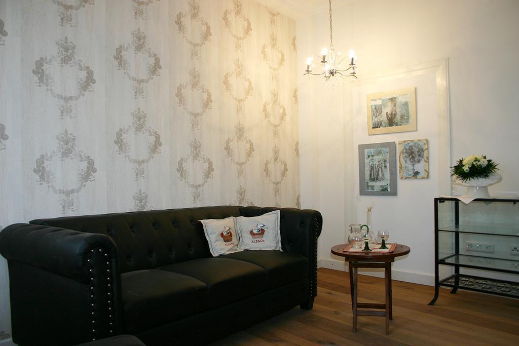 Apartment Koenigstrasse Bad Bergzabern Værelse billede