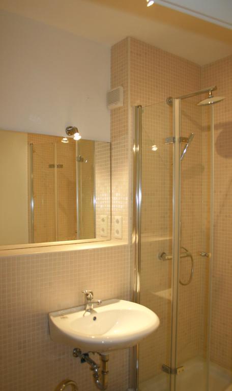 Apartment Koenigstrasse Bad Bergzabern Værelse billede